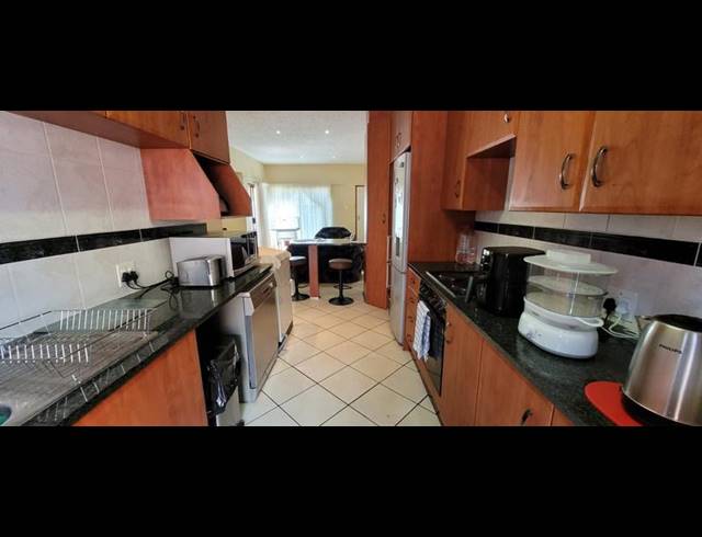 2 BEDROOM TOWNHOUSE FOR SALE IN LIEFDE EN VREDE